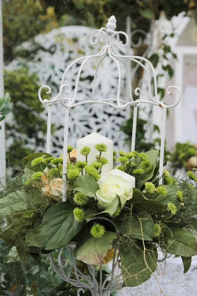 Il matrimonio del ricevimento, concentrarsi sul bouquet — Foto Stock