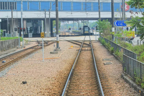 Light rail approaching yuen long — Stock Photo, Image