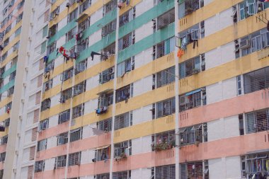 3 Mayıs 2014 , Pak Tin kamu binası 