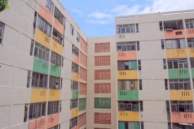 3 Mayıs 2014 , Pak Tin kamu binası 