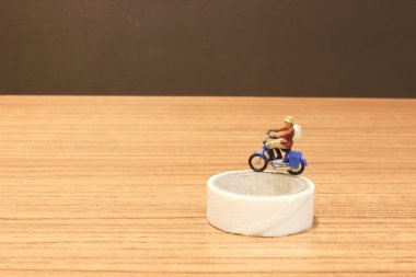 motosiklet üzerinde sürme rakam eğlenceli