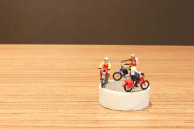 motosiklet üzerinde sürme rakam eğlenceli