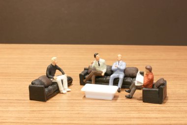 merkezinde toplantıda rakam küçük.