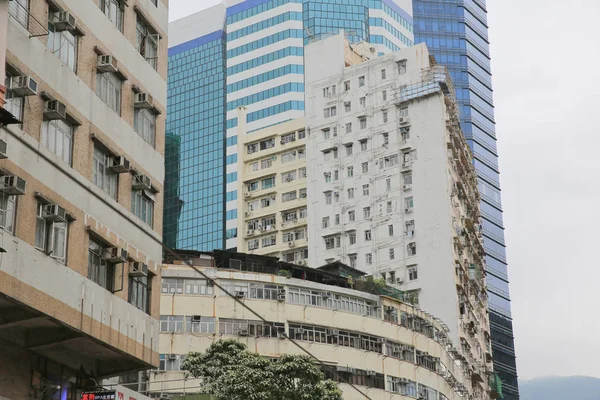 Tong lau oud huis op hong kong — Stockfoto