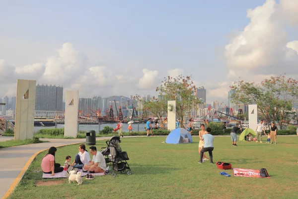 22 Kwiecień 2019 zachód Kowloon Waterfront promenada — Zdjęcie stockowe