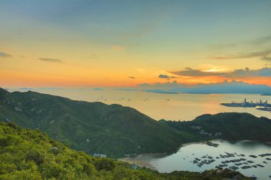 Pichic Bay, Lamma adası, Hong Kong