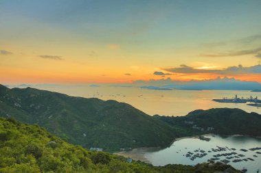 Pichic Bay, Lamma adası, Hong Kong