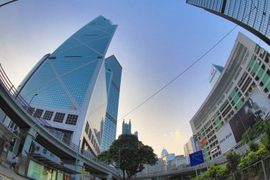Hong Kong 'un merkezindeki modern ofis binaları