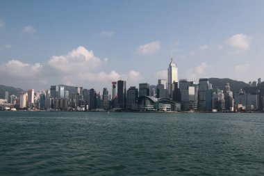  kıyı şeridi boyunca Hong kong manzarası