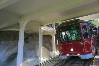 Peak Tram Barker İstasyonu 28 Haziran 2014