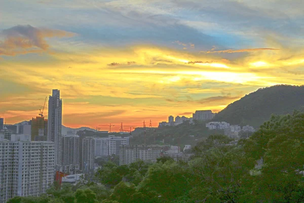 Міський пейзаж з середини kowloon в Коулун Тонг — стокове фото