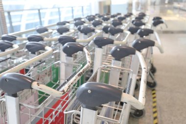 turistler için bagaj arabaları,11 Mayıs 2019 hk aiport