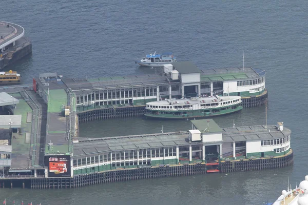 12 juli 2014, Star Ferry bij Victoria Harbor — Stockfoto