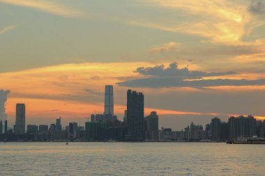 Hong Kong şehir skylin güneş batandı 2014