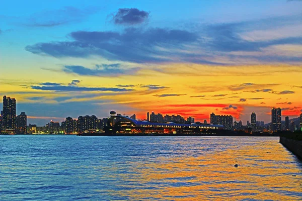 Hong Kong City skylin a naplementén meg 2014 — Stock Fotó