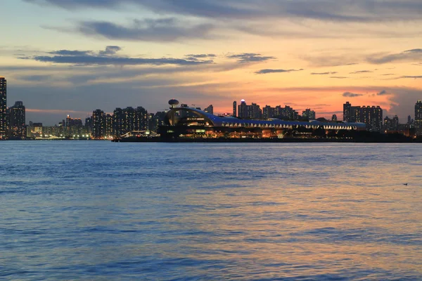 Hong kong city skylin bei Sonnenuntergang 2014 — Stockfoto