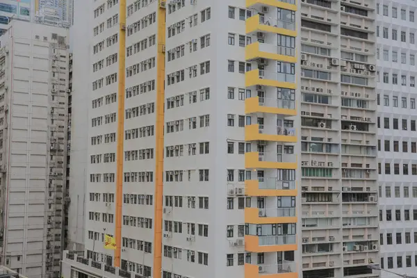 Fachada de edificio de apartamentos en Hong Kong 2014 — Foto de Stock