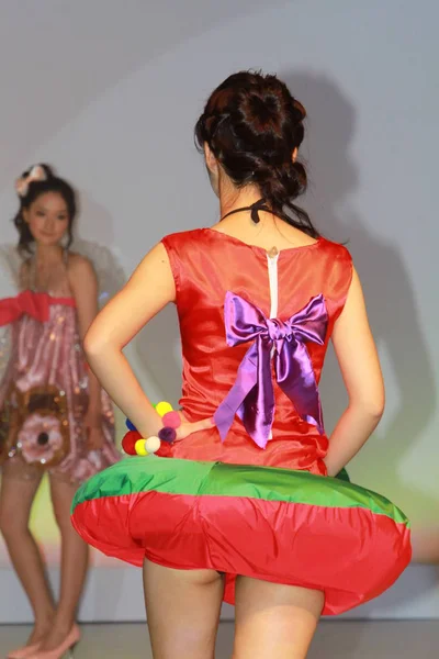 A Fashion Show with the model at hong kong — Stock Photo, Image