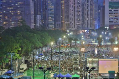 30 mum Işık Victoria Park, 4 Haziran 2019