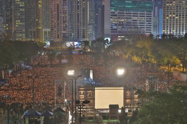 30 mum Işık Victoria Park, 4 Haziran 2019