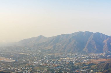 hong kong görünümü, Tai Mo Sha