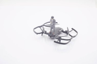 İnsansız araç ile mühendis bir rakam