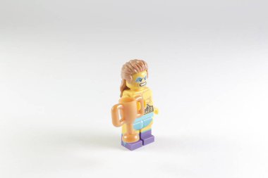 figürün lego gemide görüntülenir 