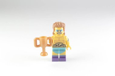 figürün lego gemide görüntülenir 