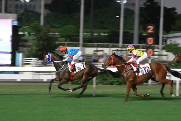 Carreras de caballos en Hong Kong Jockey Club — Foto de Stock