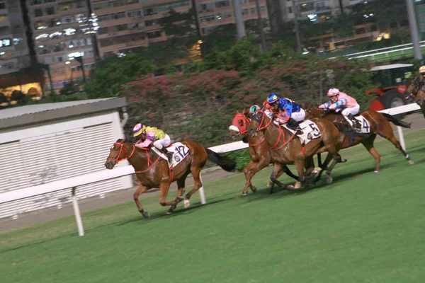 Hästkapplöpning på Hong Kong Jockey Club — Stockfoto