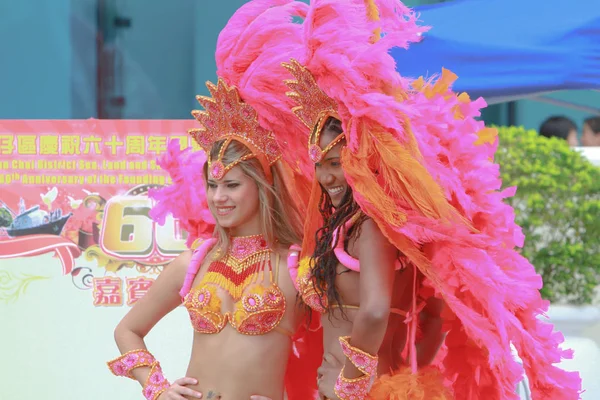 Прекрасный танцор карнавала на вечеринке 2009 — стоковое фото