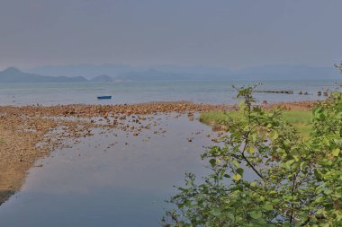 Hong Kong'daki Nai Chung Çakıl Plajı 