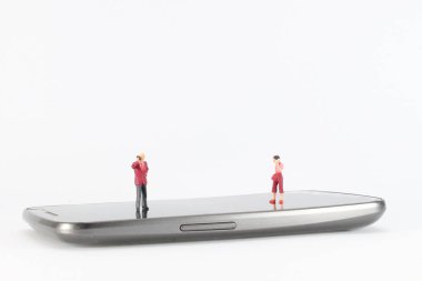 bir cep telefonu konuşurken rakam eğlenceli 