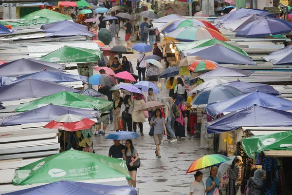 Un mercado callejero de Mong Kok, Hong Kong —  Fotos de Stock