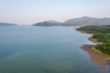 Kei Ling Ha Hoi ve Nai Chung kıyıları