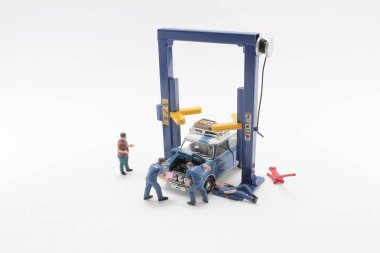 şekil ile model Araba asansör bir Ölçek küçük