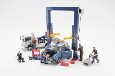 şekil ile model Araba asansör bir Ölçek küçük