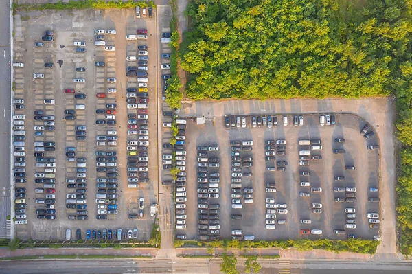Otoparklar, hava manzarası. Tseung Kwan O Endüstriyel Malikanesi