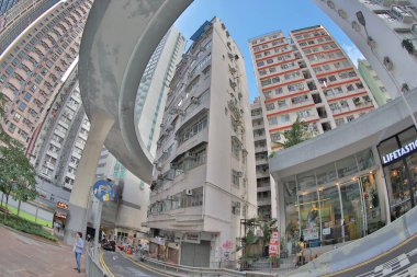  Shek Tong Tsui 'deki yüksek yol köprüsü, Hong Kong, 3 Haziran 2020 