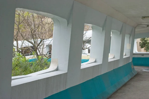 Eine Fußgängerbrücke Über Die Tai Yip Street Kowloon Bay — Stockfoto