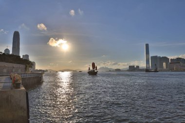 Skyline of Kowloon ve Hong Kong Limanı 19 Haziran 2020