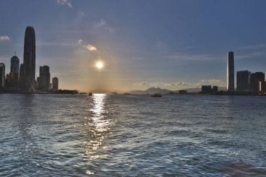 Skyline of Kowloon ve Hong Kong Limanı 19 Haziran 2020