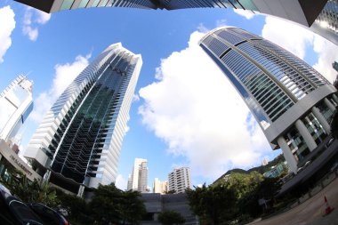 20 Haziran 2020 'de Amirallikteki ofis inşaatı ve otel grubu