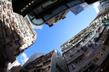 20 Haziran 2020 Causeway Körfezi 'nde çok kalabalık bir alışveriş bölgesi.