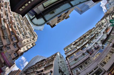 20 Haziran 2020 Causeway Körfezi 'nde çok kalabalık bir alışveriş bölgesi.