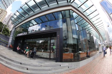 Queensway Yolu, Starbucks Kafe Hong Kong 20 Haziran 2020
