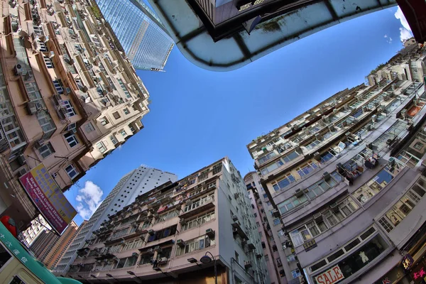 20 Haziran 2020 Causeway Körfezi 'nde çok kalabalık bir alışveriş bölgesi.