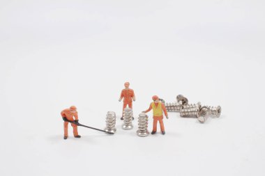 Mini İşçi vidayı aldı..