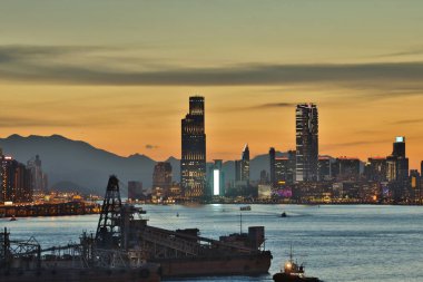 Akşam saatinden sonra Hong Kong 'da 28 Temmuz 2020