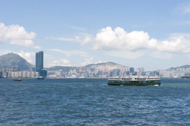 30 Mayıs 2007 'de, Hong Kong' daki Skyline adasının manzarası. 